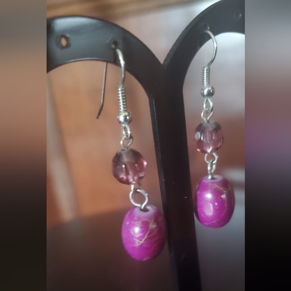 Purple and pink drop earrings in pink gemstone. 🌴 - Picture 6 of 6